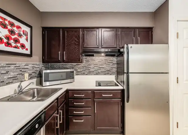 Property at ReVi Columbus North - 7300 Huntington Park Dr, Columbus, OH, 43235, 0-2 beds, 1-2 bath, [object Object]