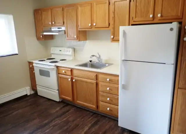 Property at 25 Pond St Unit 30, Waltham, MA, 02451, 1 bed, 1 bath, [object Object]