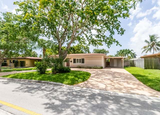 Photo of 808 SE 13th Ct, Deerfield Beach, FL 33441