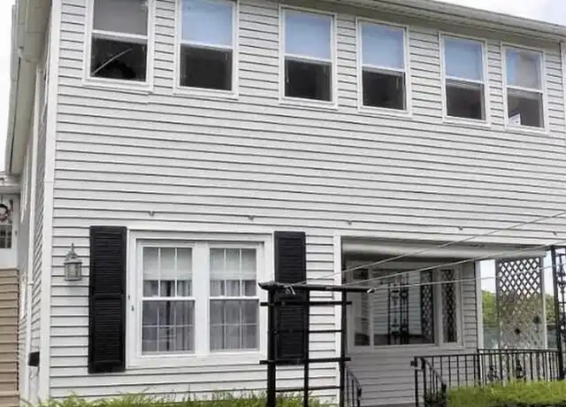 Property at 1906 Farr St Unit 2, Scranton, PA, 18504, 2 beds, 1 bath, [object Object]