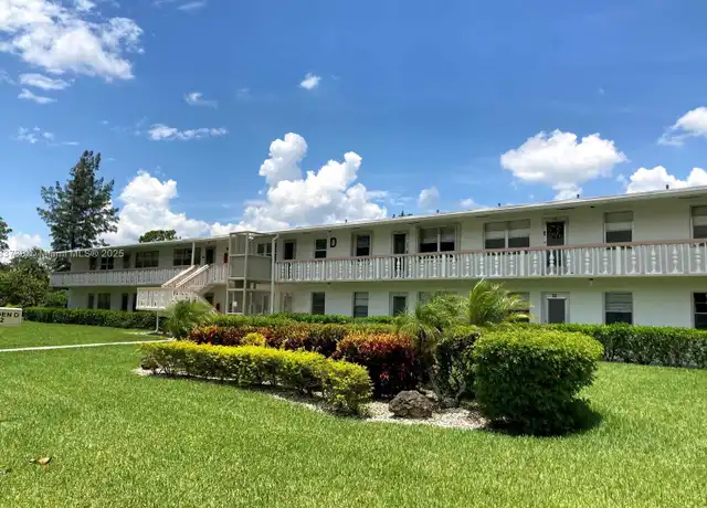 Property at 78 Camden D, West Palm Beach, FL, 33417, 1 bed, 1.5 baths, [object Object]