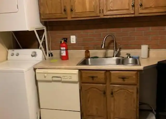 Property at 3J Twin Rivers Dr, East Windsor, NJ, 08520, 2 beds, 1 bath, [object Object]