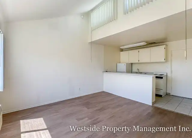 Property at 5751 Camellia Ave Unit 302, North Hollywood, CA, 91601, 0 beds, 1 bath, [object Object]