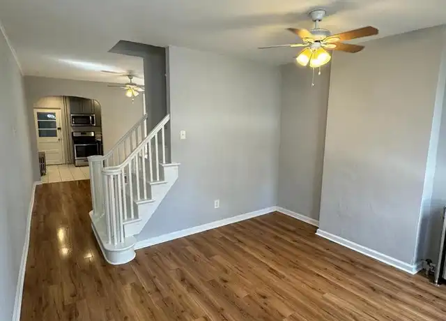 Property at 430 E Auburn St, Philadelphia, PA, 19134, 2 beds, 1 bath, [object Object]