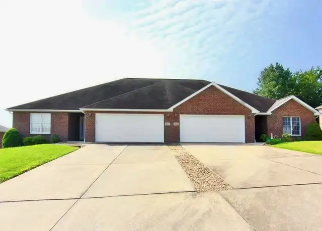 Property at 2817 Lynwood Hills Dr Unit 2817, Cape Girardeau, MO, 63701, 3 beds, 2 baths, [object Object]