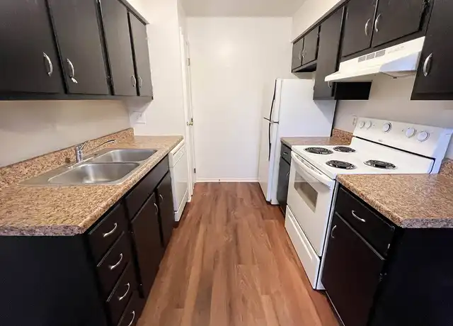 Property at Hunter Ridge - 4593 Summerside Rd, Cincinnati, OH, 45244, 0-2 beds, 1 bath, [object Object]