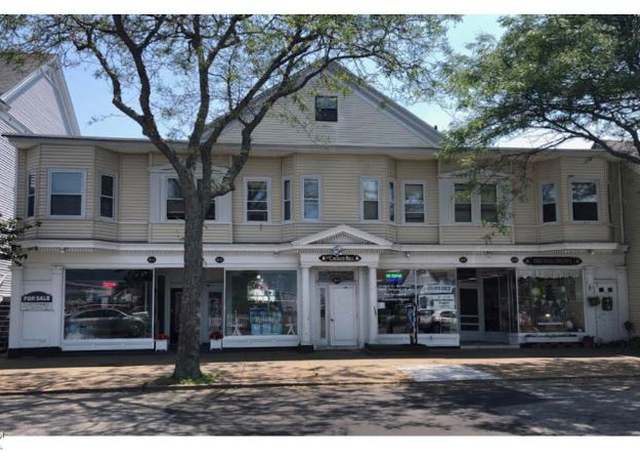 Photo of 215 Main St, Hyannis, MA 02601