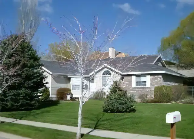 Property at 11810 S Hidden Valley Dr, Sandy, UT, 84094, 7 beds, 3 baths, [object Object]