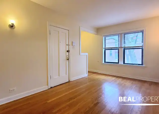 Property at 1101 W Wellington Ave Unit 1, Chicago, IL, 60657, 1 bed, 1 bath, [object Object]