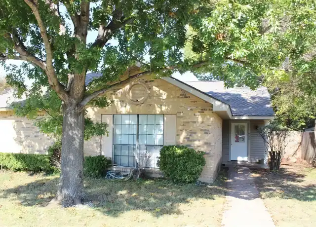 Property at 436 Pogue St, Cedar Hill, TX, 75104, 2 beds, 2 baths, [object Object]