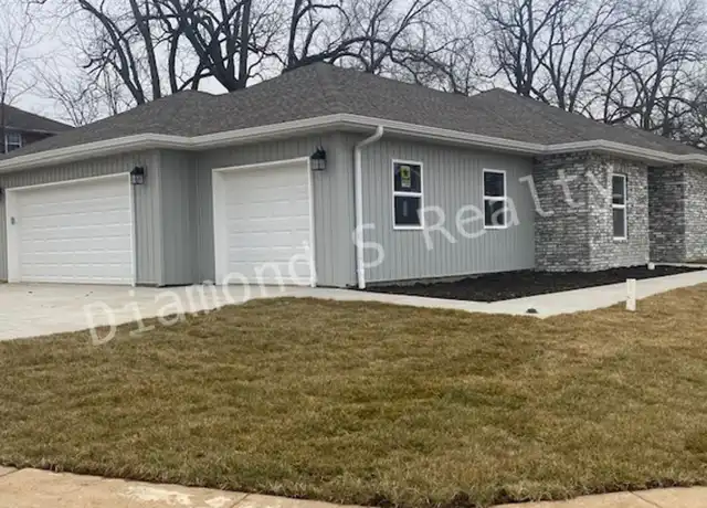 Property at 2600 W Colton, Ozark, MO, 65721, 4 beds, 2 baths, [object Object]