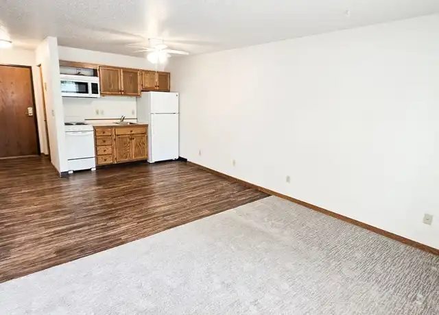 Property at 3111 N Broadway Dr Unit 204, Fargo, ND, 58102, 0 beds, 1 bath, [object Object]