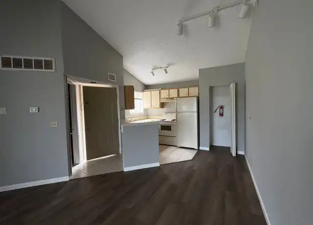 Property at 1964 Lake Atriums Cir #164, Orlando, FL, 32839, 1 bed, 1 bath, [object Object]