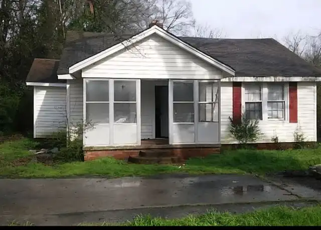 Property at 119 Sanders St, Anderson, SC, 29624, 2 beds, 1 bath, [object Object]