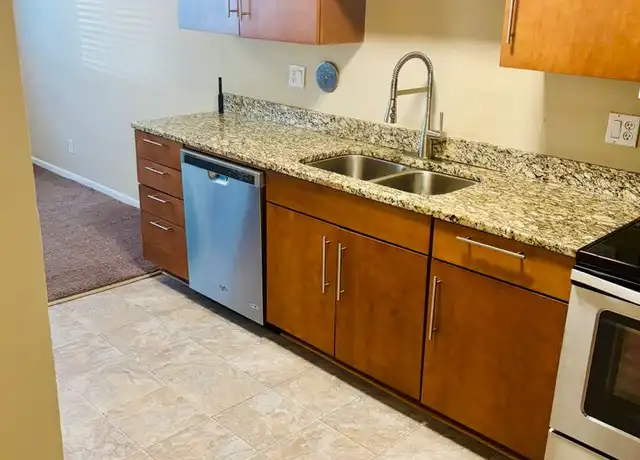 Property at 535 S 37th St Unit 106, Omaha, NE, 68105, 2 beds, 2 baths, [object Object]