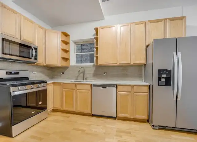 Property at 2033 W Huron St, Chicago, IL, 60612, 3 beds, 2 baths, [object Object]