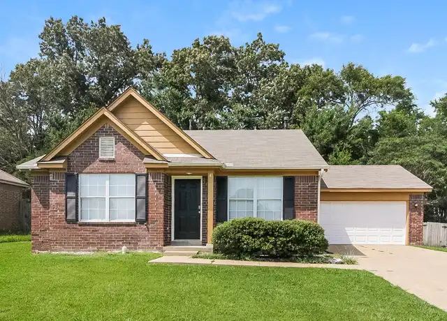 Property at 495 Oakland Hills Dr, Oakland, TN, 38060, 3 beds, 2 baths, [object Object]
