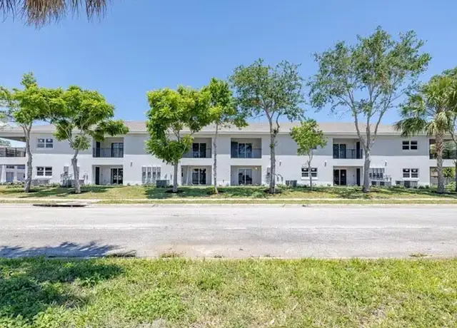 Photo of 1800 Nebraska Ave, Fort Pierce, FL 34950