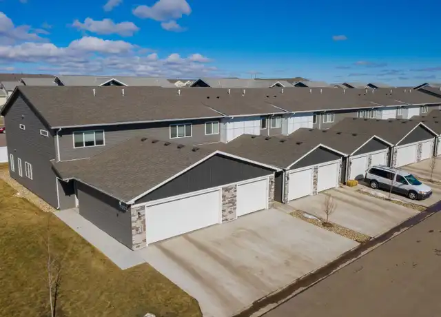 Property at 4822 S Hosta Ave Unit Hosta 307, Sioux Falls, SD, 57110, 3 beds, 2.5 baths, [object Object]