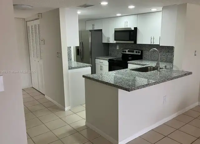 Property at 10695 SW 76th Ter, Miami, FL, 33173, 3 beds, 2.5 baths, [object Object]