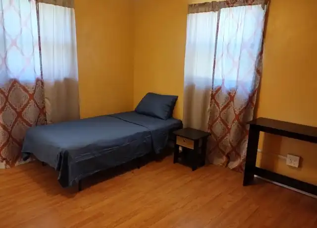 Property at 5875 70th Ave N, Pinellas Park, FL, 33781, 1 bed, 1 bath, [object Object]