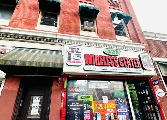 Property at 737 Montgomery St Apt 2, Jersey City, NJ, 07306, 2 beds, 1 bath, [object Object]