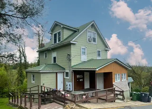 Property at 912 Naomi St Unit 912 D, Morgantown, WV, 26505, 1 bed, 1 bath, [object Object]