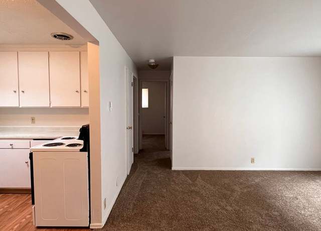 Photo of 14346 32nd Ave NE Unit 143361/2, Seattle, WA 98125