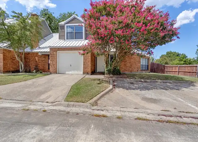 Property at 1900 W Taylor St Unit 504, Sherman, TX, 75092, 2 beds, 2 baths, [object Object]