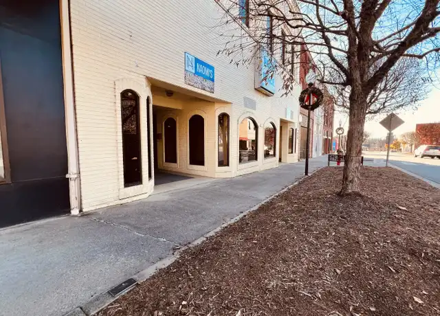 Property at 915 Main St Unit 201, North Wilkesboro, NC, 28659, 1 bed, 1 bath, [object Object]