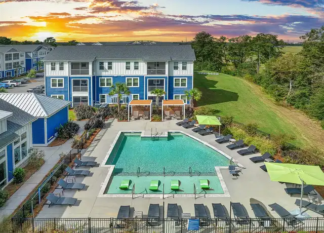Property at 174 Overlook Point Pl, Charleston, SC, 29492, 1-2 bed, 1-2 bath, [object Object]
