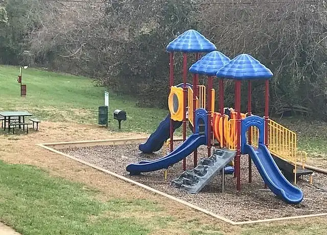 Property at Jamestowne Apartments - 5364 Jamestowne Ct, Baltimore, MD, 21229, 0 beds, 1 bath, [object Object]