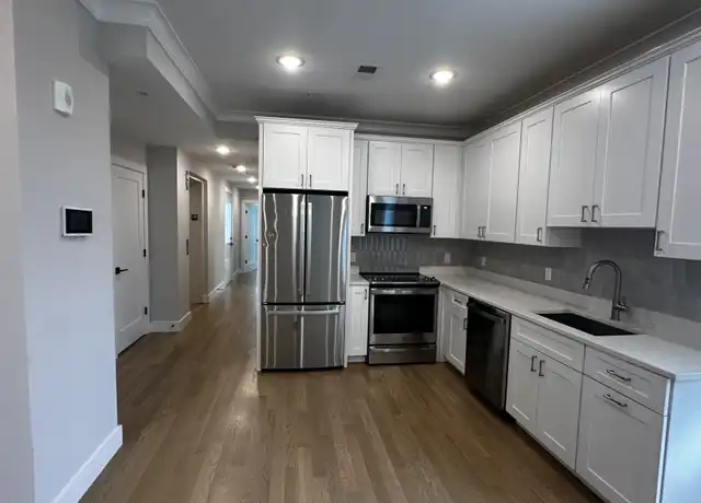 Property at 104-106 Warren St Unit 2D, Boston, MA, 02135, 2 beds, 1 bath, [object Object]