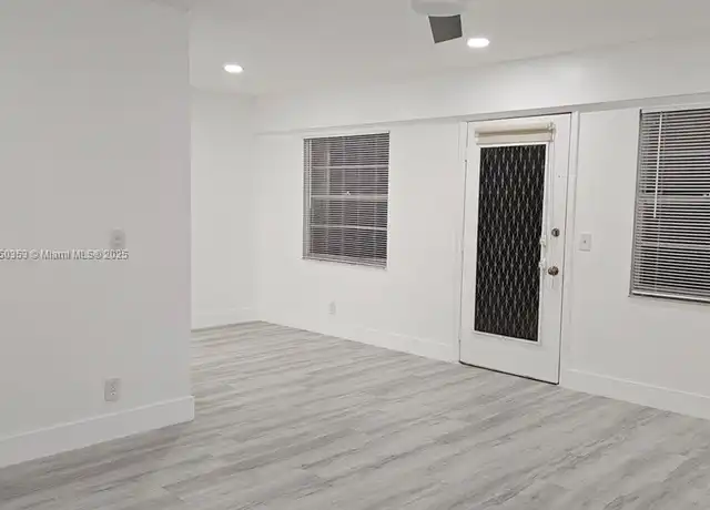 Property at 13550 SW 6th Ct Unit 413A, Pembroke Pines, FL, 33027, 2 beds, 1.5 baths, [object Object]