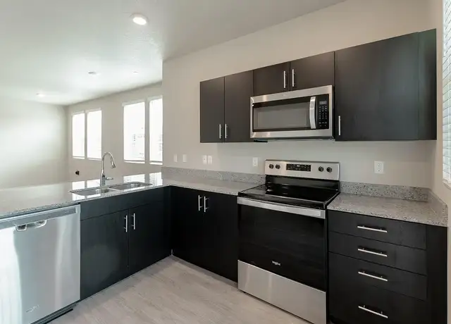 Photo of 7128 NW 159th Ave, Portland, OR 97229