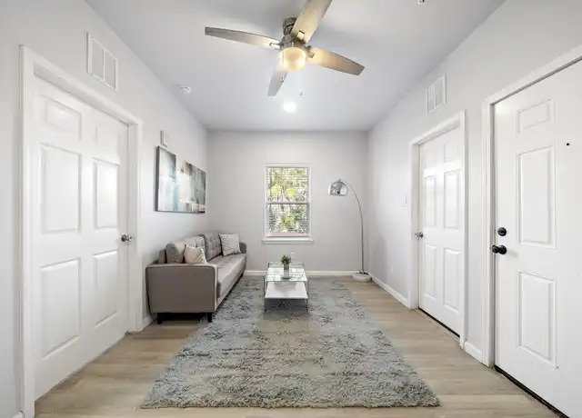 Property at 808 Sealy St, Galveston, TX, 77550, 1 bed, 1 bath, [object Object]