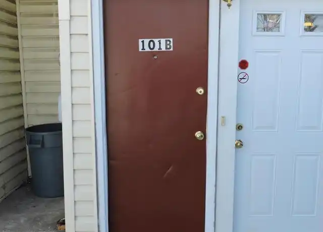 Property at 101 S Mildred St Unit B, Ranson, WV, 25438, 2 beds, 1 bath, [object Object]