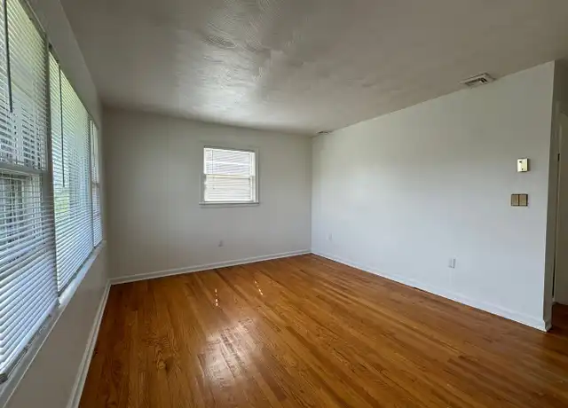 Property at 4521 Northridge St NE, Roanoke, VA, 24012, 4 beds, 2 baths, [object Object]