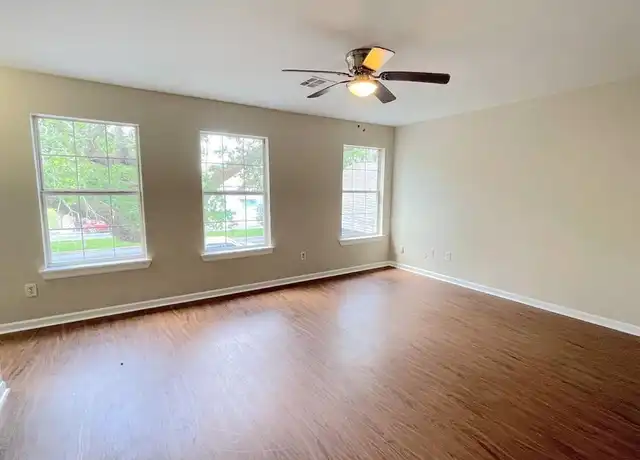 Property at 2327 Louisiana Ave, New Orleans, LA, 70115, 3 beds, 1 bath, [object Object]