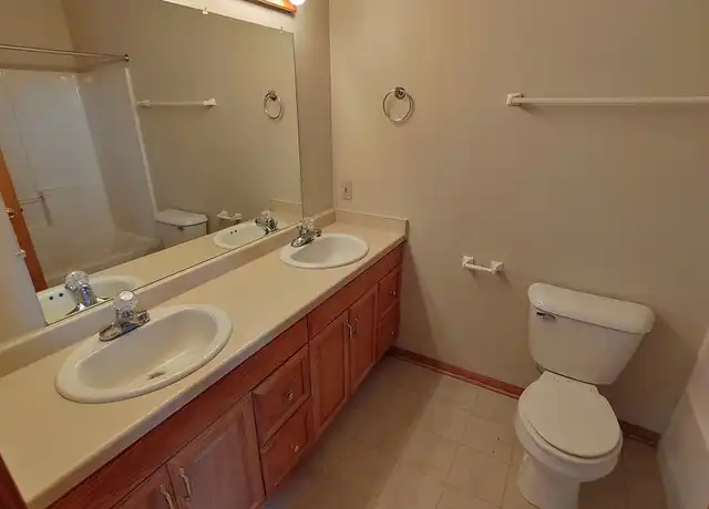 Property at N7743 Maple Ridge Rd, Oconomowoc, WI, 53066, 3 beds, 1.5 baths, [object Object]