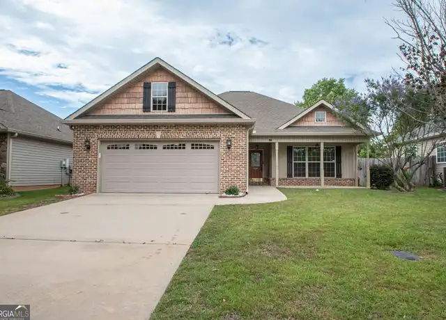 Property at 618 Amherst St, Kathleen, GA, 31047, 3 beds, 2 baths, [object Object]