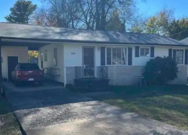 Property at 2100 Berea Ave, Knoxville, TN, 37920, 3 beds, 1 bath, [object Object]