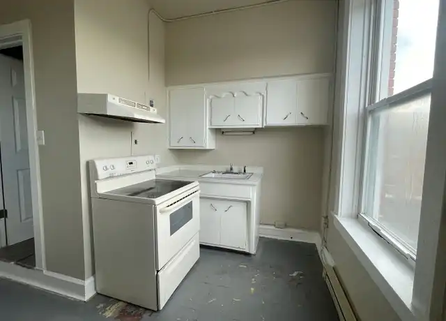 Property at 205 1st St NW Unit 307, Hampton, IA, 50441, 1 bed, 1 bath, [object Object]