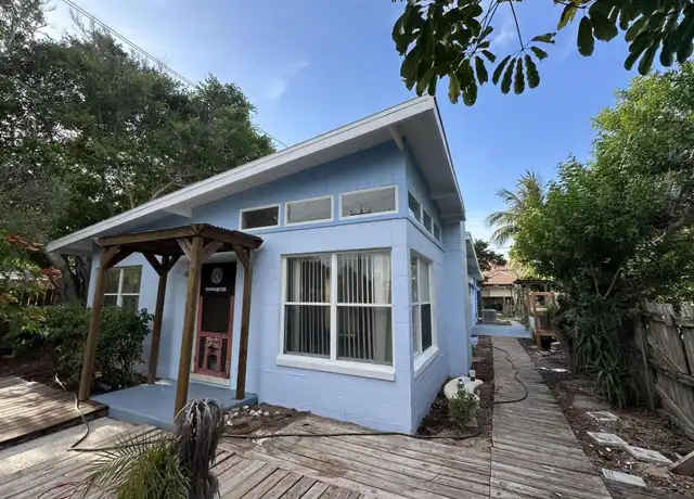 Property at 400 Lincoln Ave, Cape Canaveral, FL, 32920, 3 beds, 2 baths, [object Object]