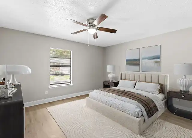 Property at City Heights at Skyland - 4527 18th Ave E, Tuscaloosa, AL, 35405, 2 beds, 1-2 bath, [object Object]