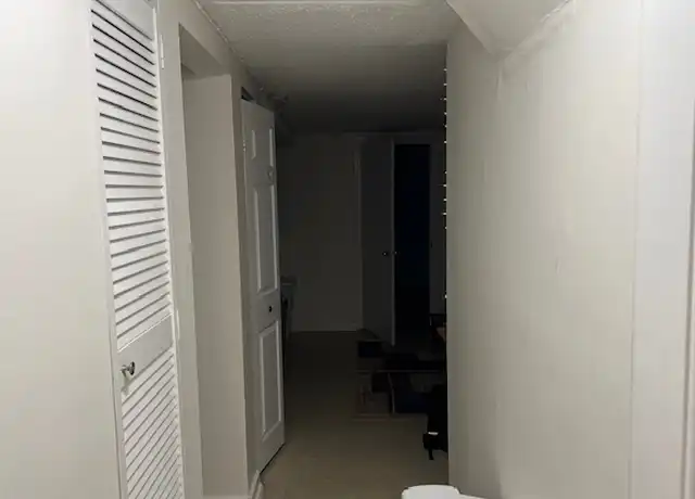 Property at 890 Huntington Ave, Boston, MA, 02115, 1 bed, 1 bath, [object Object]
