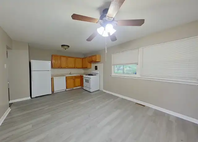 Property at 770 Manresa Ln, Florissant, MO, 63031, 3 beds, 1.5 baths, [object Object]
