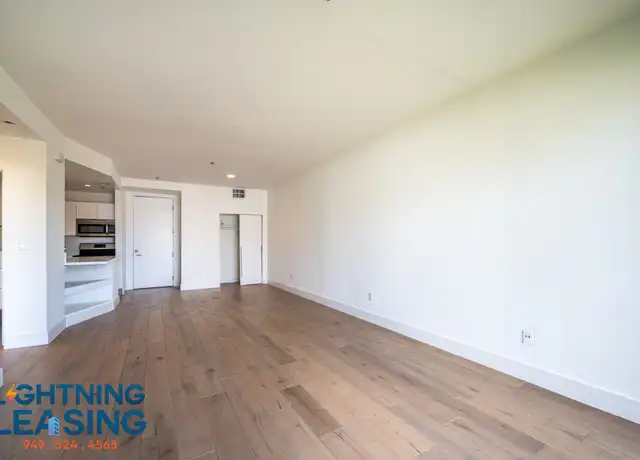 Property at 8812 Burton Way Unit 518D, Beverly Hills, CA, 90211, 1 bed, 1 bath, [object Object]