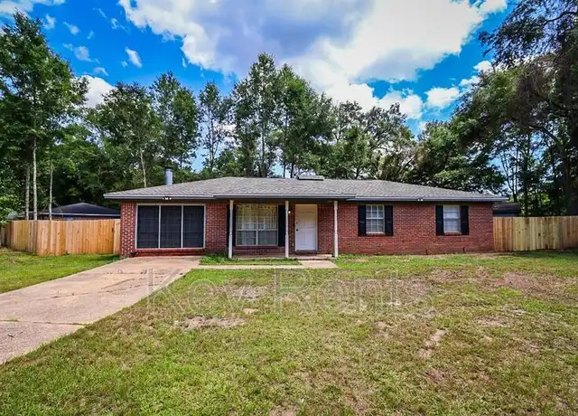 Property at 5203 Spring St, Milton, FL, 32571, 3 beds, 2 baths, [object Object]