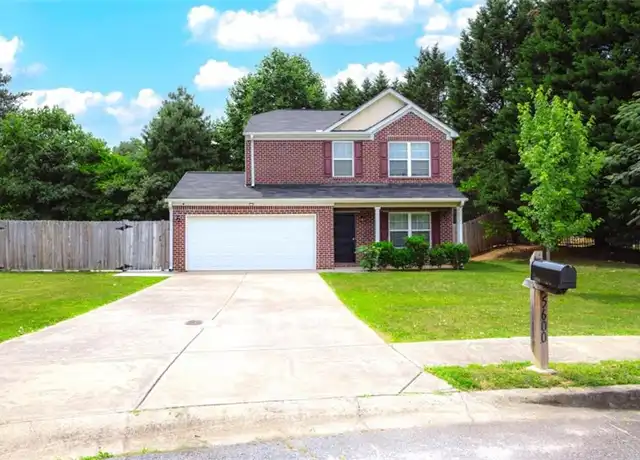 Property at 5600 Laurel Ridge Dr, East Point, GA, 30344, 4 beds, 2.5 baths, [object Object]